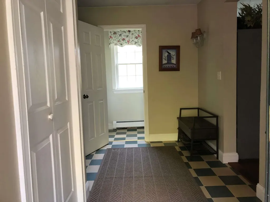 12 Wyndridge Circle Pelham NH 03076