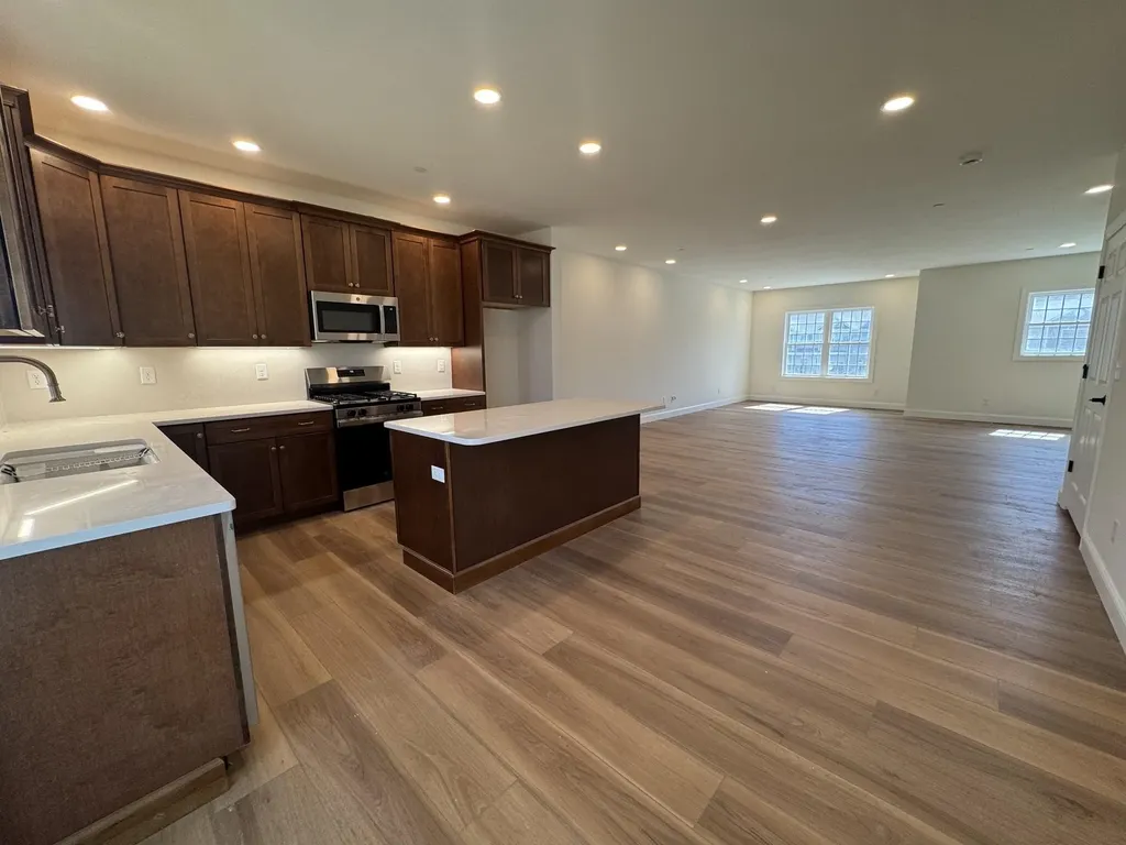 6A Dearborn Circle Goffstown NH 03045