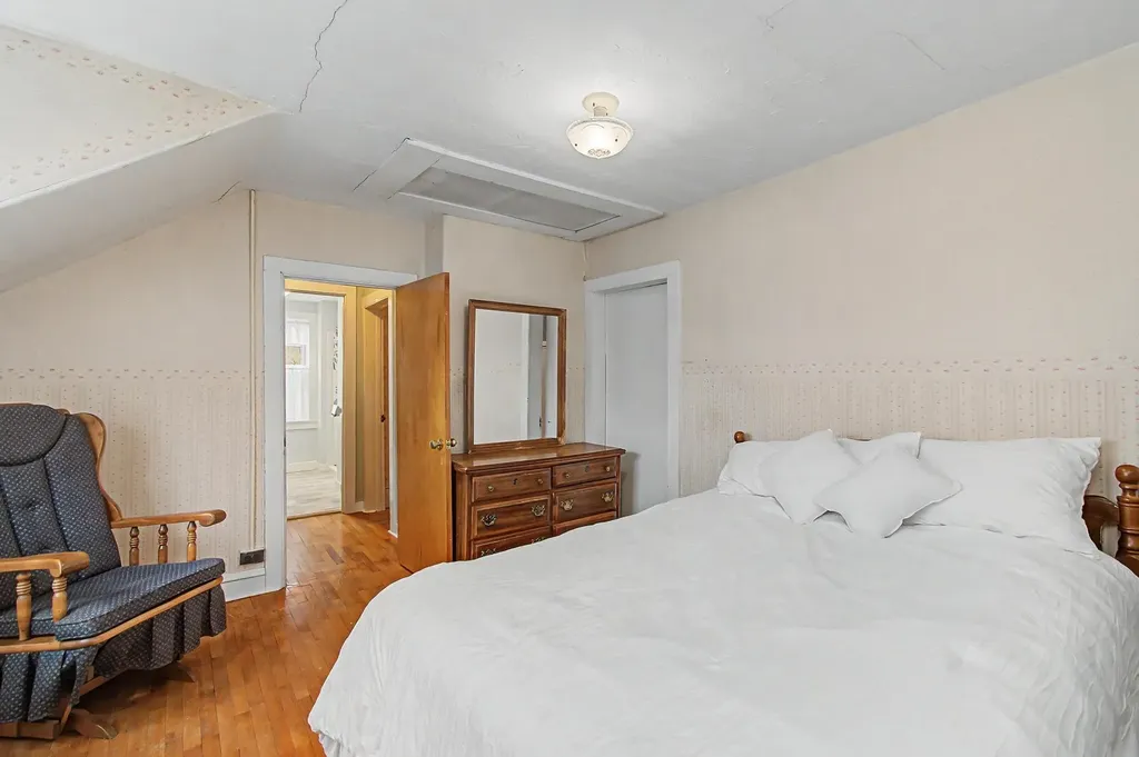 18 Diamond Street St. Albans City VT 05478