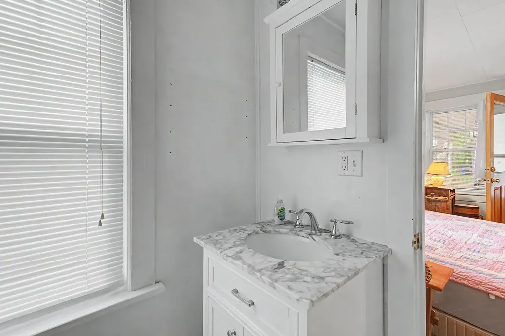 18 Diamond Street St. Albans City VT 05478