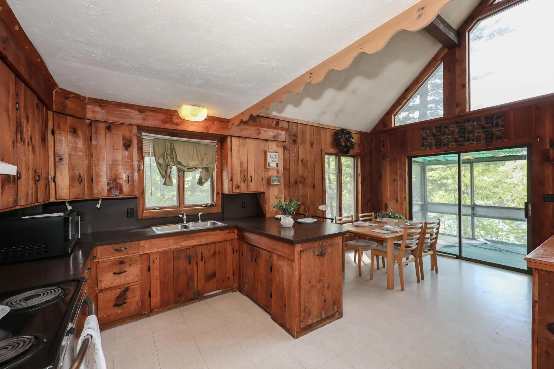 91 Sebbins Pond Drive Bedford NH 03110