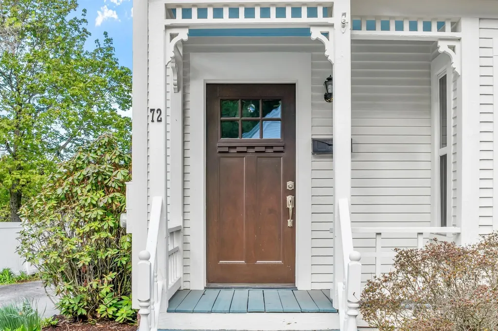 72 North Lincoln Street Keene NH 03431