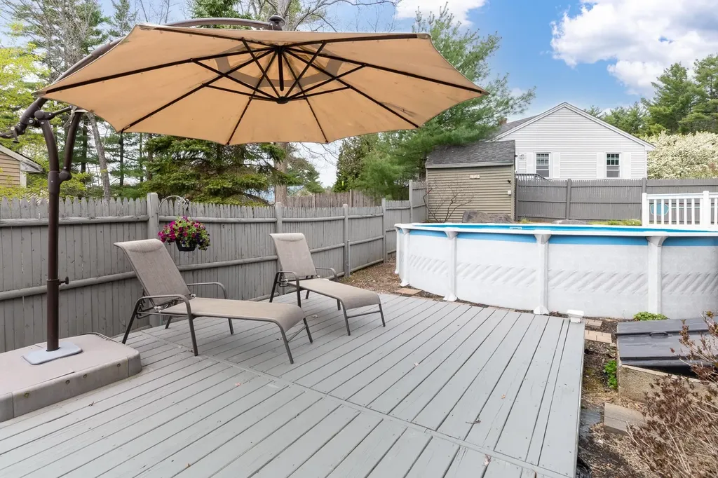 12 Wedgewood Drive Concord NH 03301