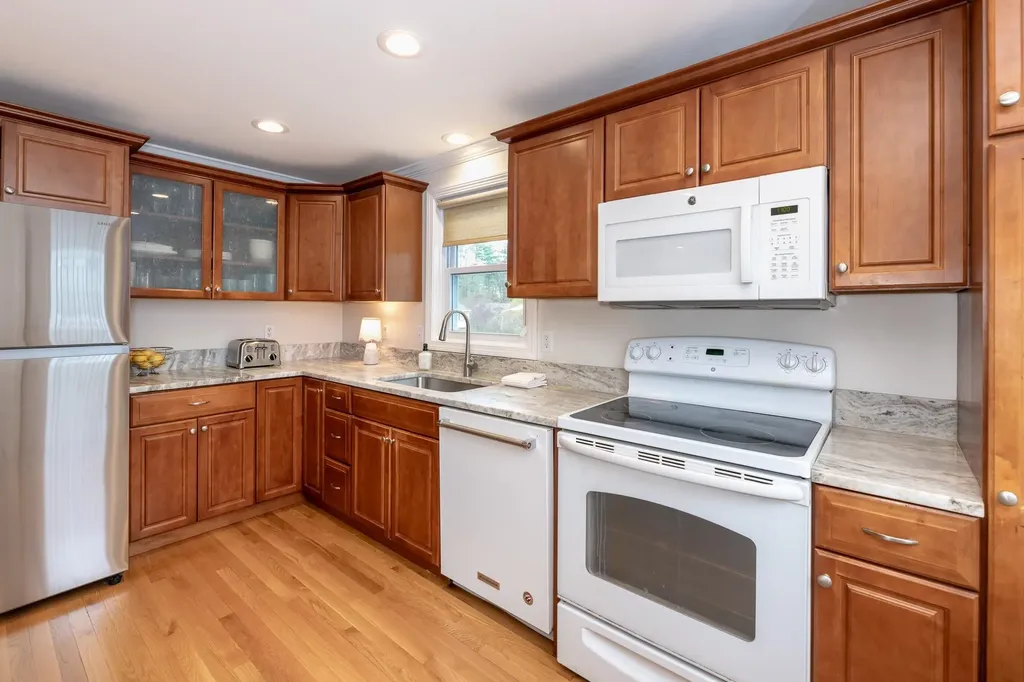 12 Wedgewood Drive Concord NH 03301