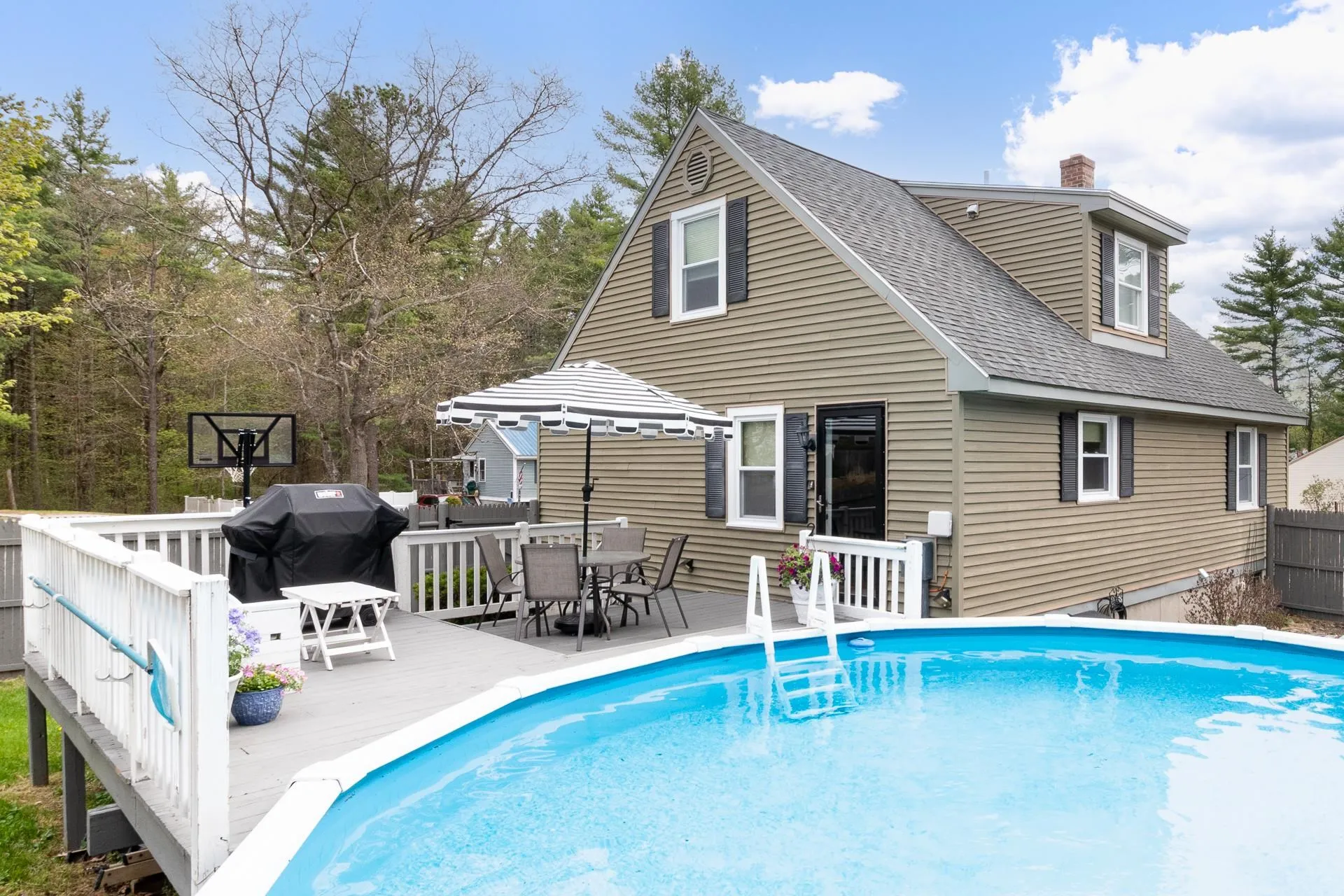 12 Wedgewood Drive Concord NH 03301