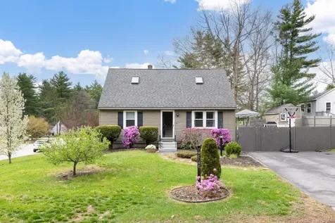 12 Wedgewood Drive Concord NH 03301
