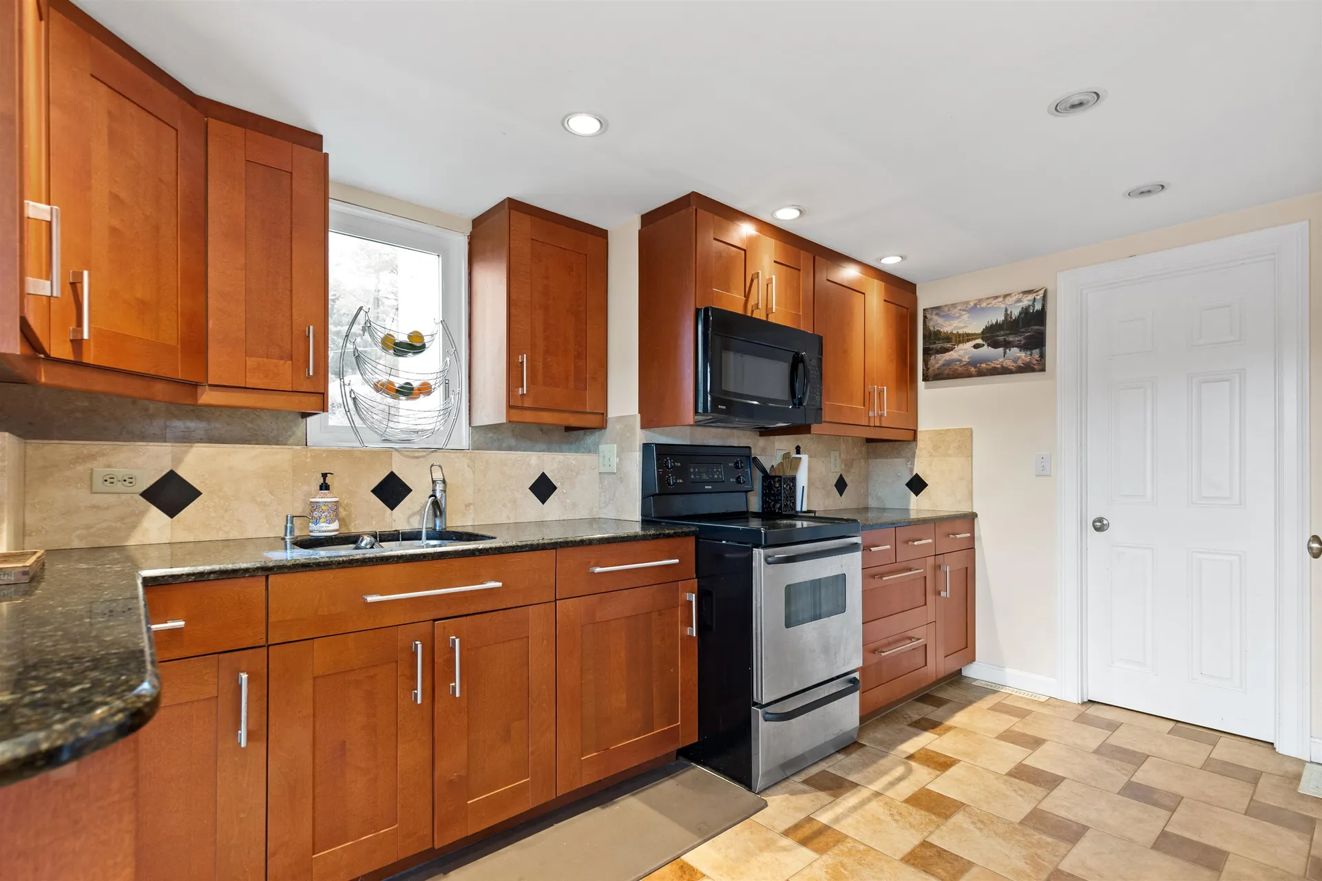 80 Hemlock Drive Gilmanton NH 03237