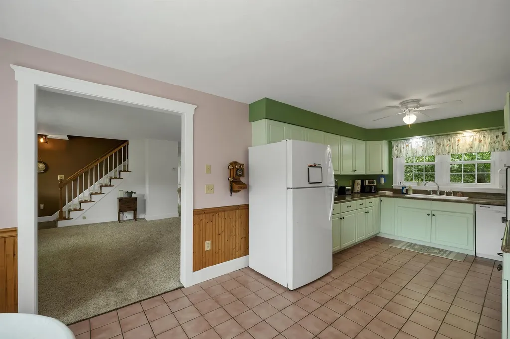 145 Turnpike Road Northfield NH 03276