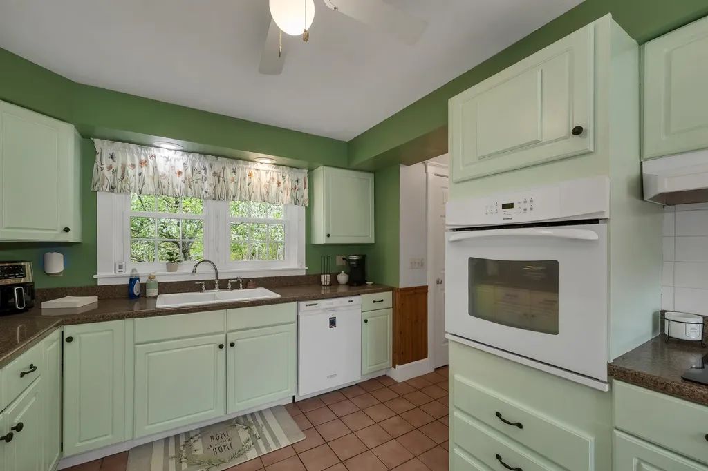 145 Turnpike Road Northfield NH 03276