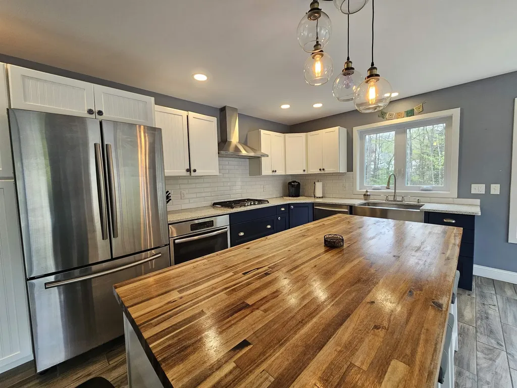 8 Mount Carter Drive Gorham NH 03581