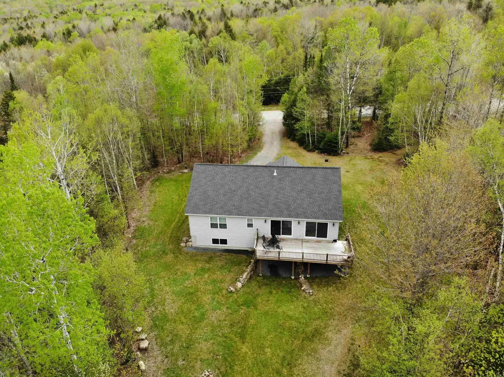 8 Mount Carter Drive Gorham NH 03581