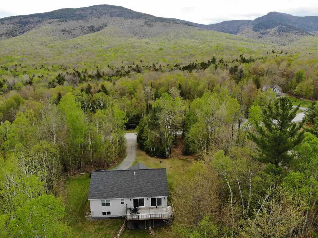 8 Mount Carter Drive Gorham NH 03581
