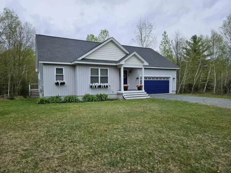 8 Mount Carter Drive Gorham NH 03581