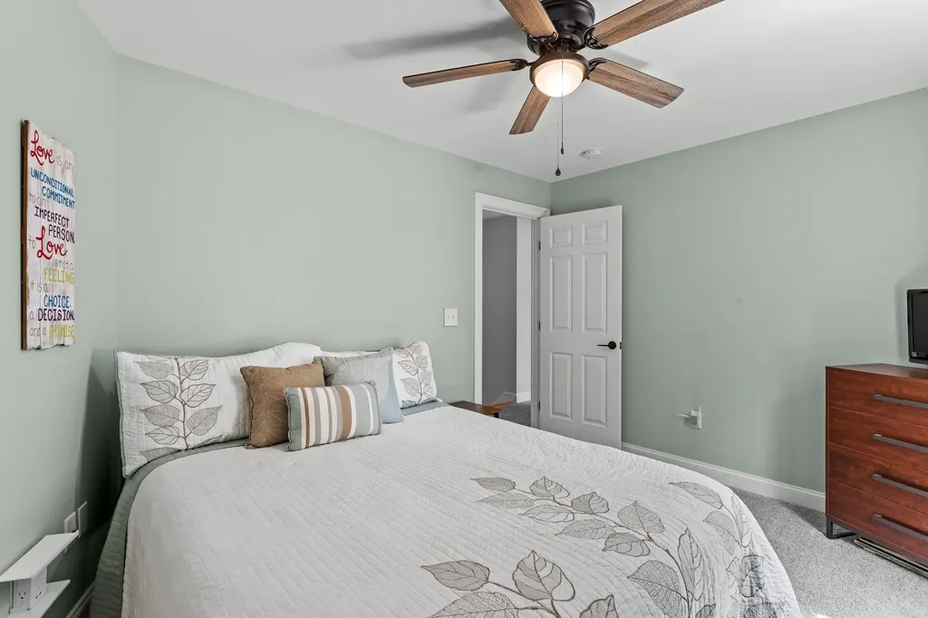 38 Nantucket Place Greenland NH 03840