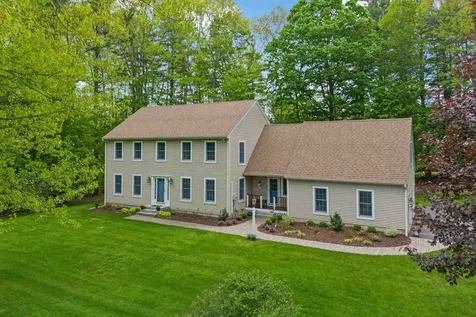 38 Nantucket Place Greenland NH 03840