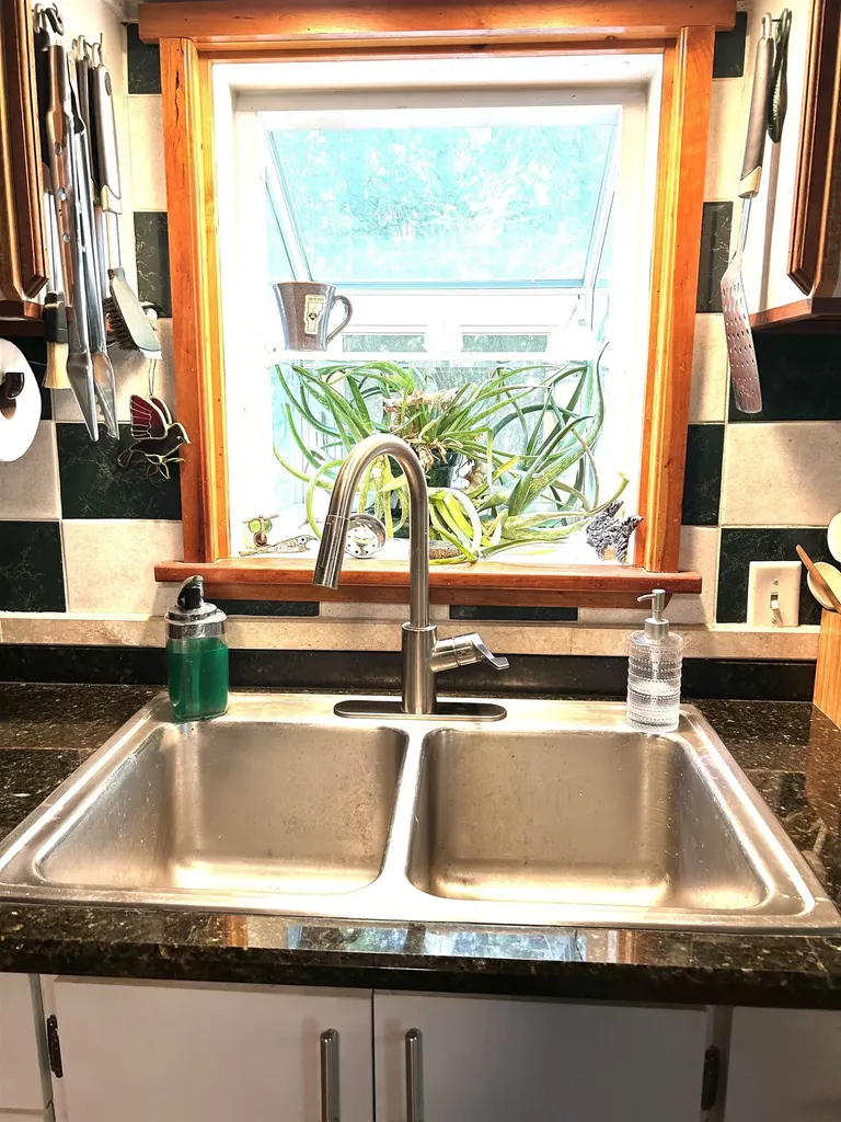 112 East Avenue Burlington VT 05401
