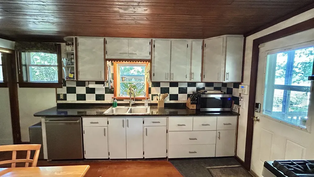 112 East Avenue Burlington VT 05401
