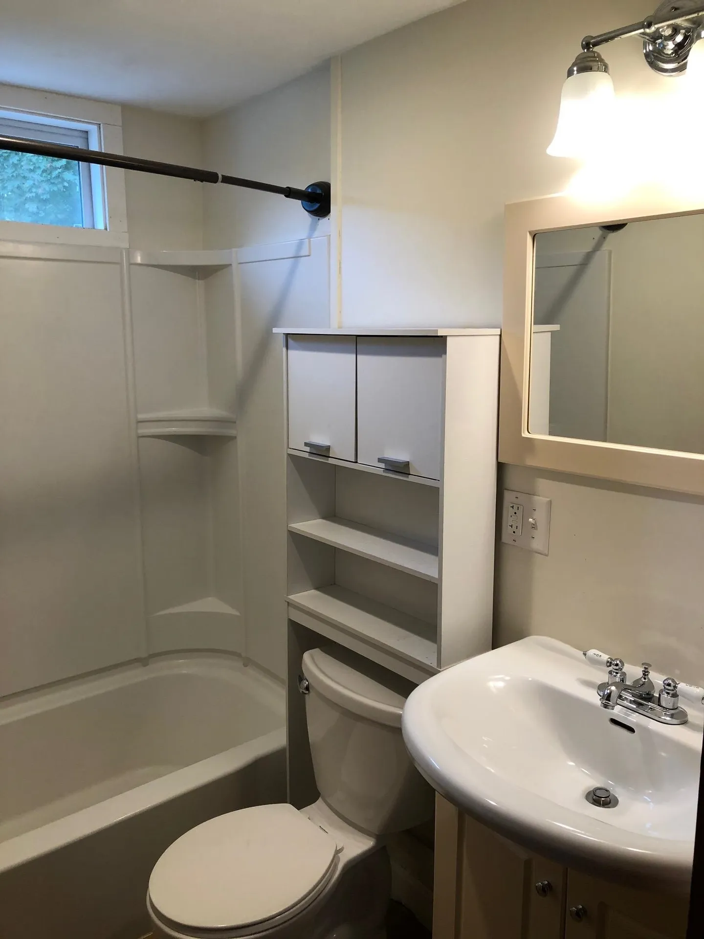 66 Rogers Road Kittery ME 03904