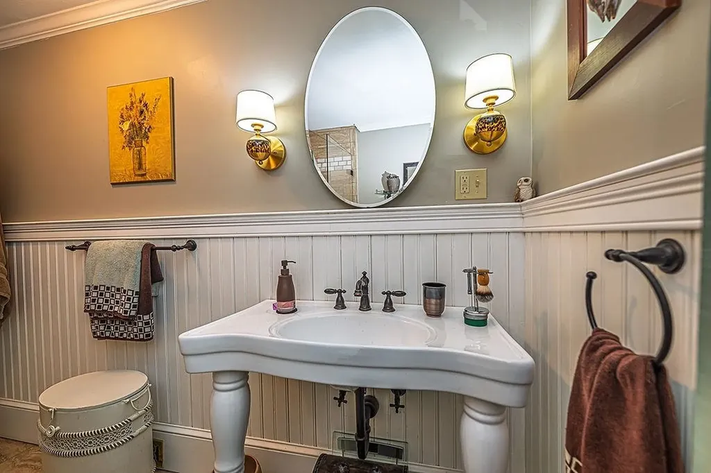 170 Varney Road Gilmanton NH 03837