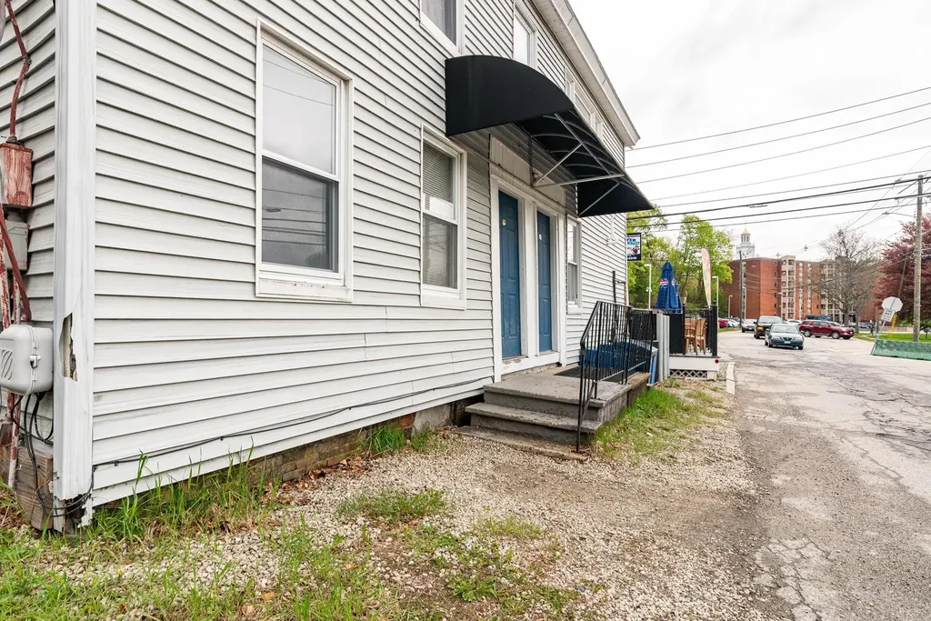 65 Henry Law Avenue Dover NH 03820