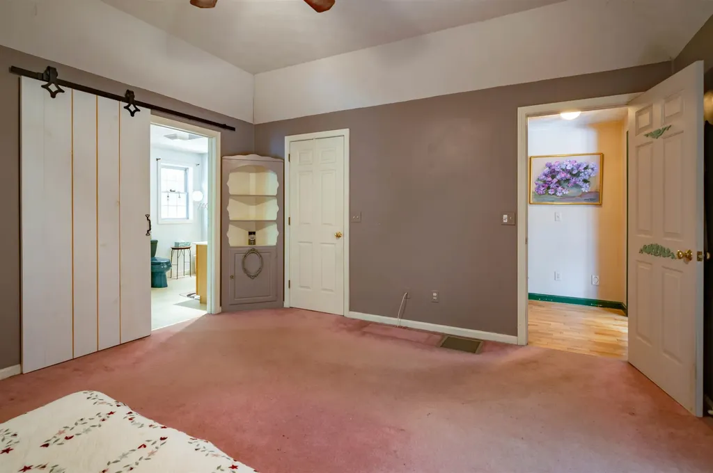 63 Pine Hill Road Weare NH 03281
