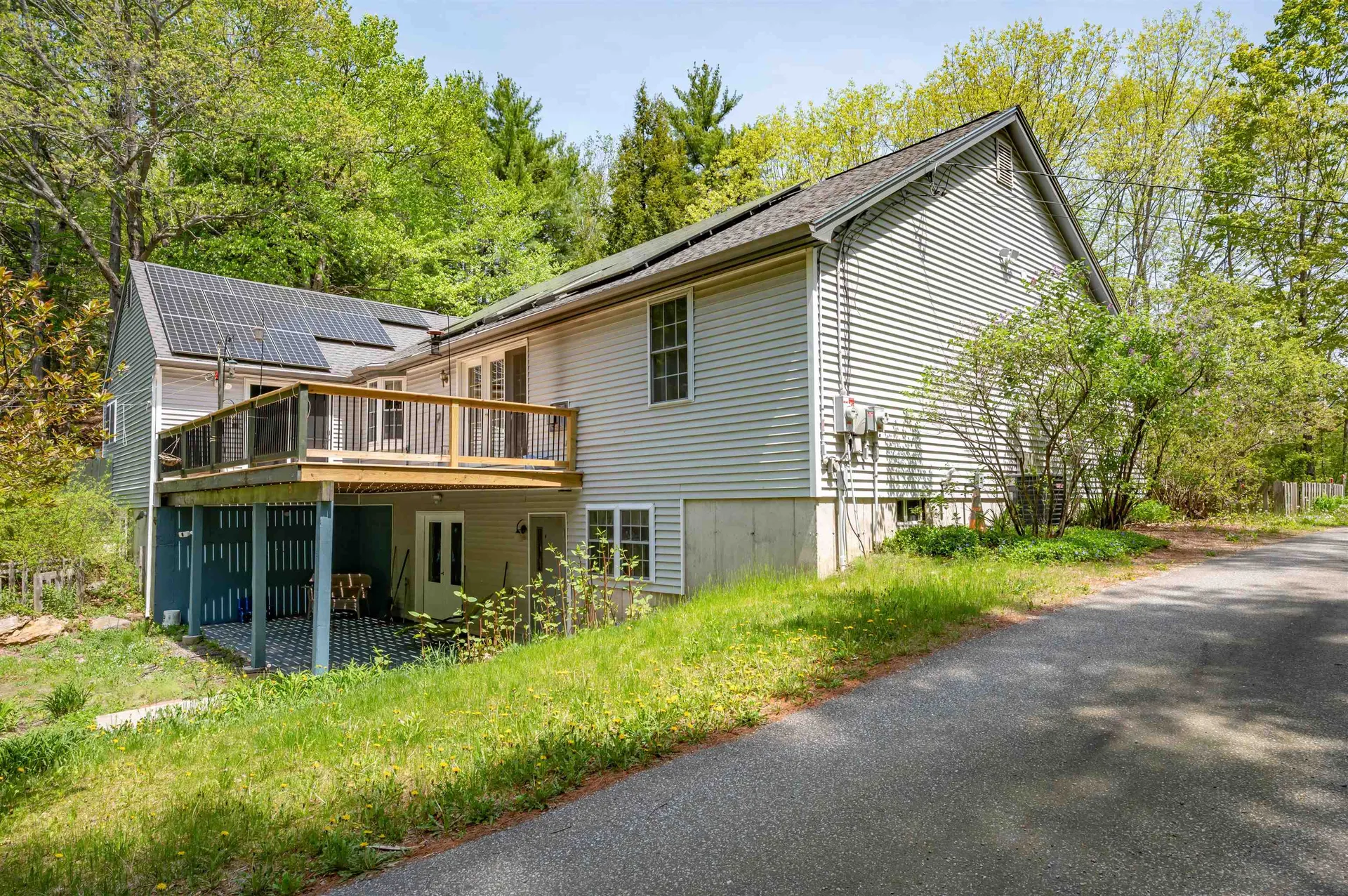 63 Pine Hill Road Weare NH 03281
