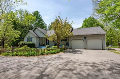 63 Pine Hill Road Weare NH 03281