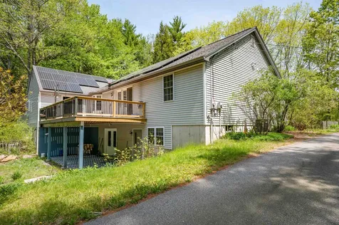 63 Pine Hill Road Weare NH 03281