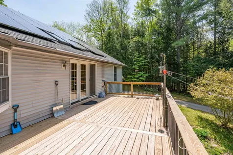63 Pine Hill Road Weare NH 03281