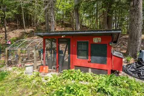 63 Pine Hill Road Weare NH 03281