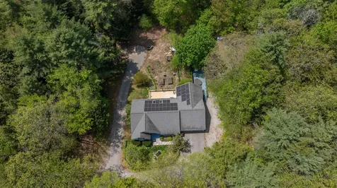 63 Pine Hill Road Weare NH 03281
