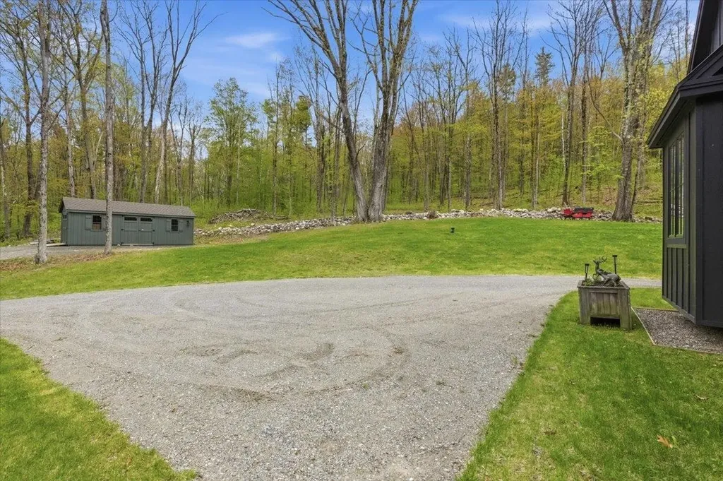 155 Brookman Road Pownal VT 05261