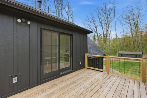 155 Brookman Road Pownal VT 05261