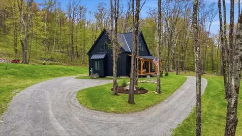 155 Brookman Road Pownal VT 05261