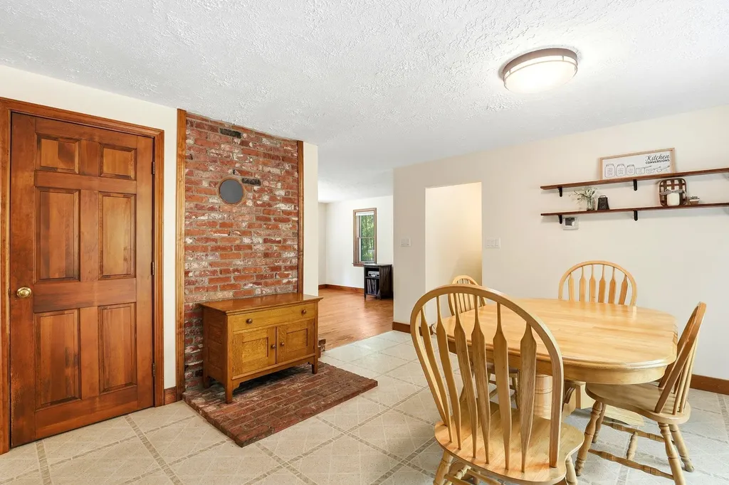 1 Howard Lane New Boston NH 03070