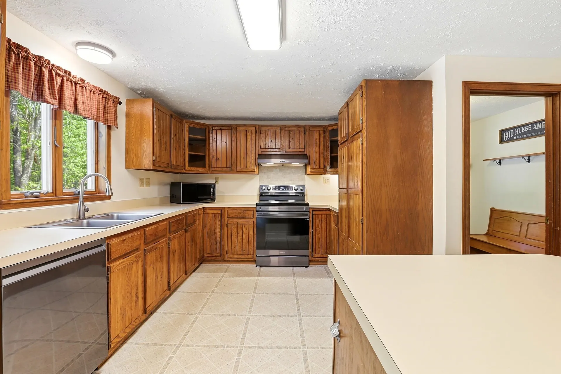 1 Howard Lane New Boston NH 03070