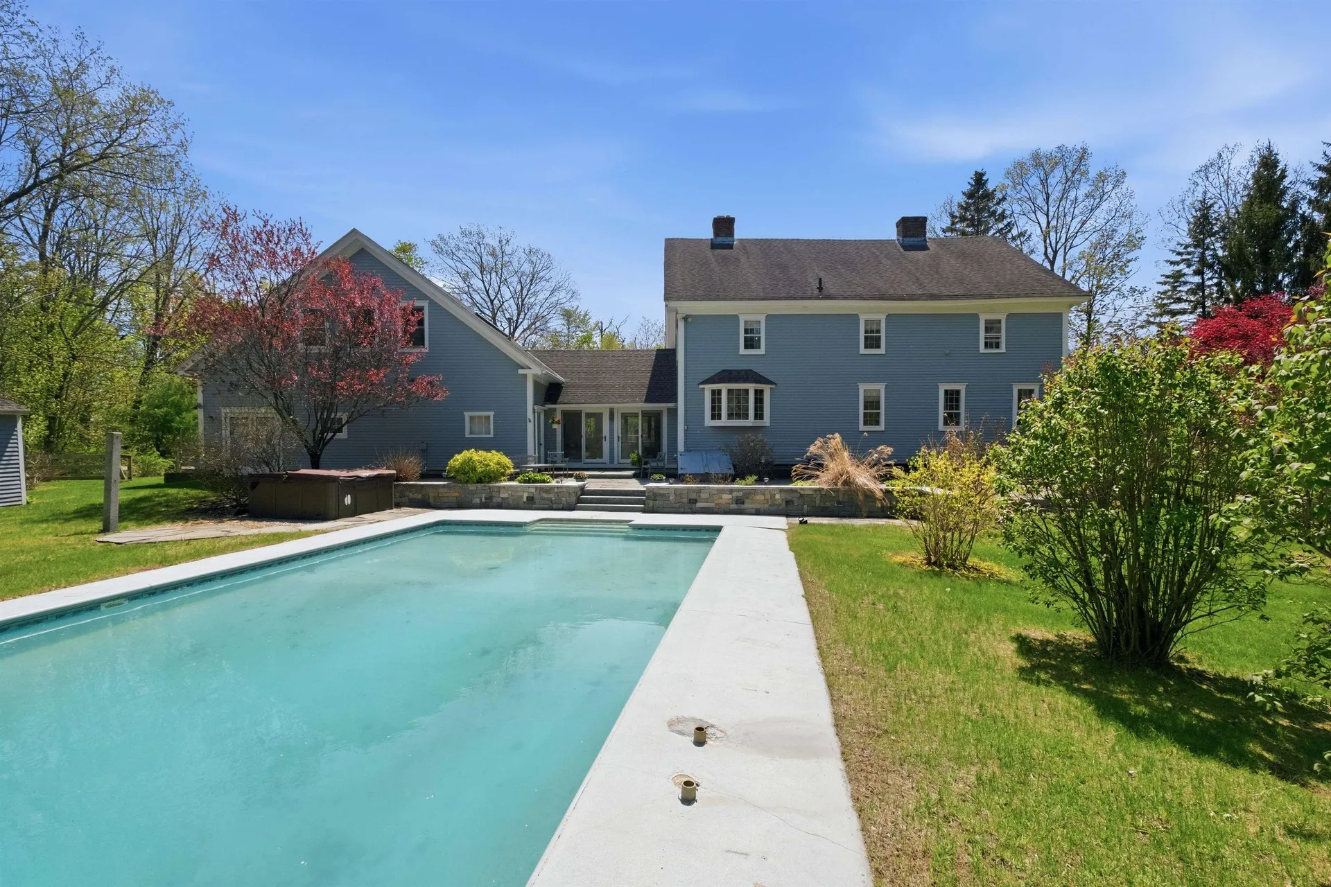 2671 Parade Road Laconia NH 03246