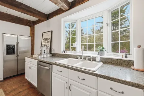 2671 Parade Road Laconia NH 03246