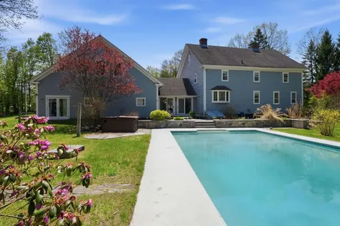 2671 Parade Road Laconia NH 03246