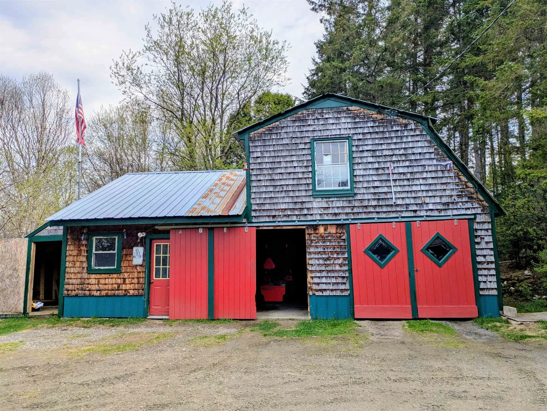 17 Plateau Road Stewartstown NH 03597