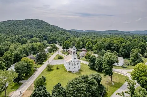 16 Bird Street Poultney VT 05764