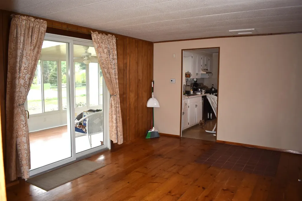 6 Country Meadows Drive Rindge NH 03461