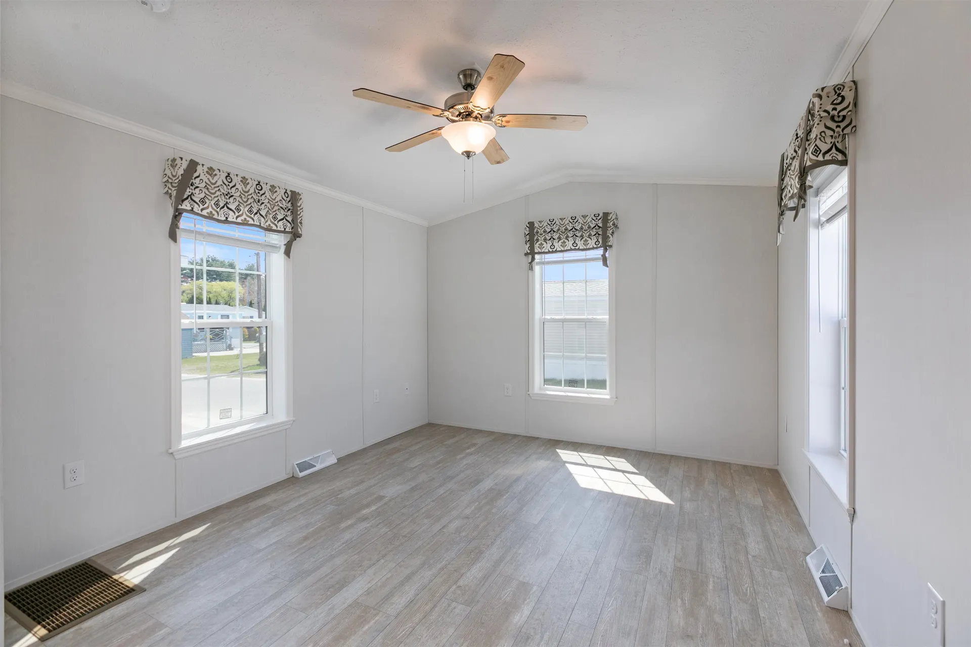 72 Brookwood Drive Salem NH 03079