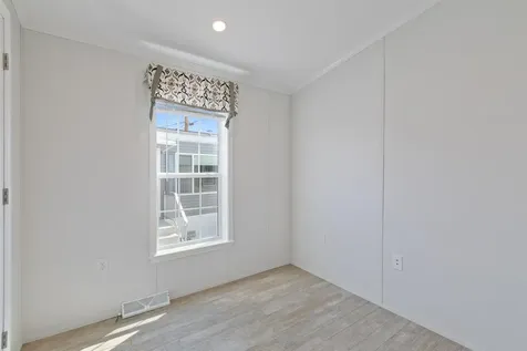 72 Brookwood Drive Salem NH 03079