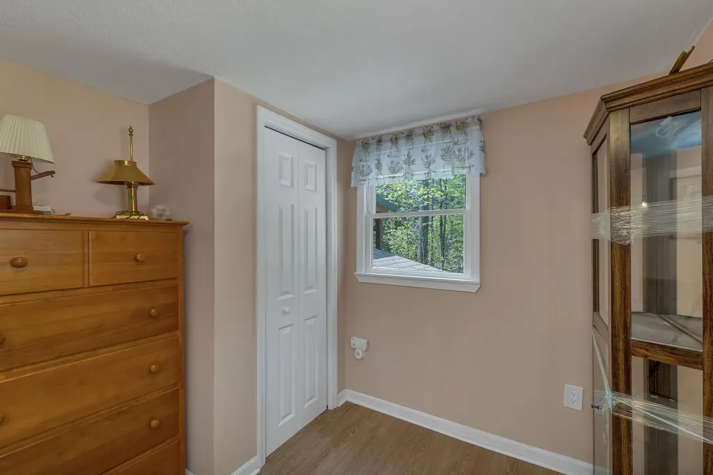 34 Finethy Road Alton NH 03809