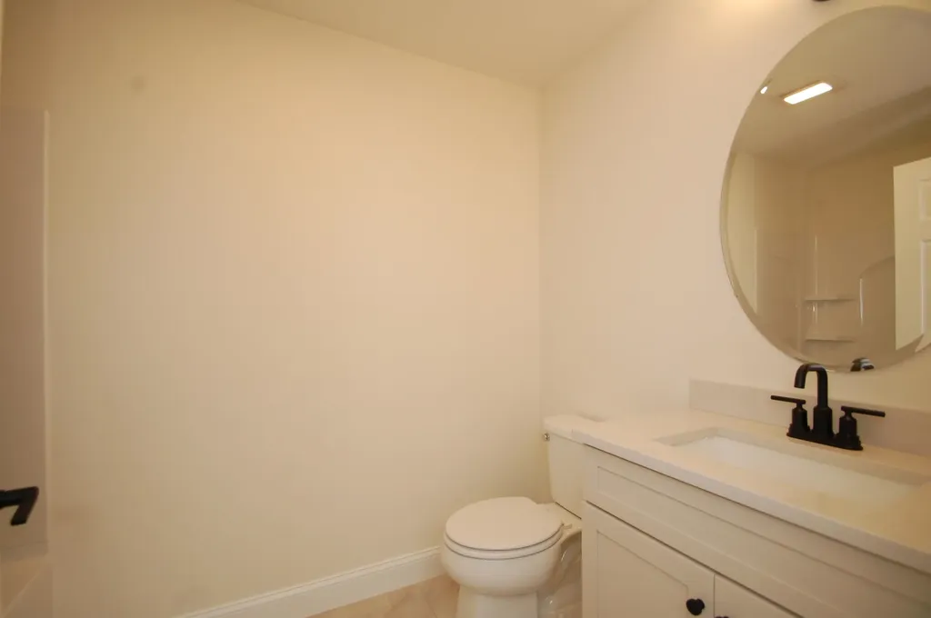 3B Dearborn Circle Goffstown NH 03045