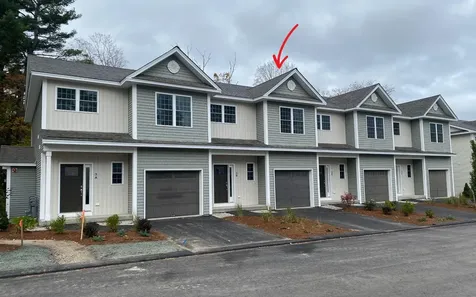3B Dearborn Circle Goffstown NH 03045