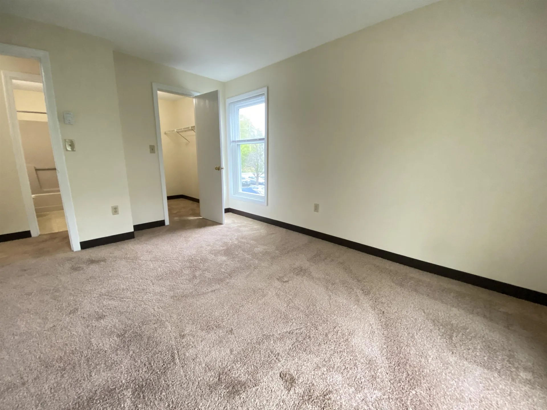 167 Eastern Avenue Manchester NH 03104