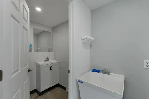 262/264 Isinglass Circle Barrington NH 03825