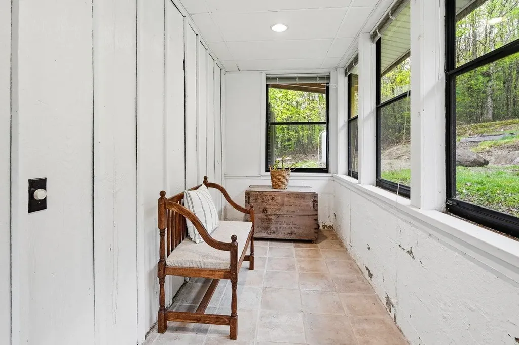 236 Tolend Road Barrington NH 03825